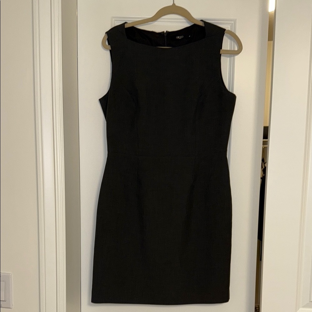 Black Sleeveless Sheath Mini Dress for Work